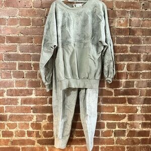 Organically Grown Jogger/Sweater Set - Pale Olive
